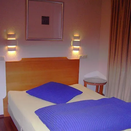 Hessisches Haus 3*
